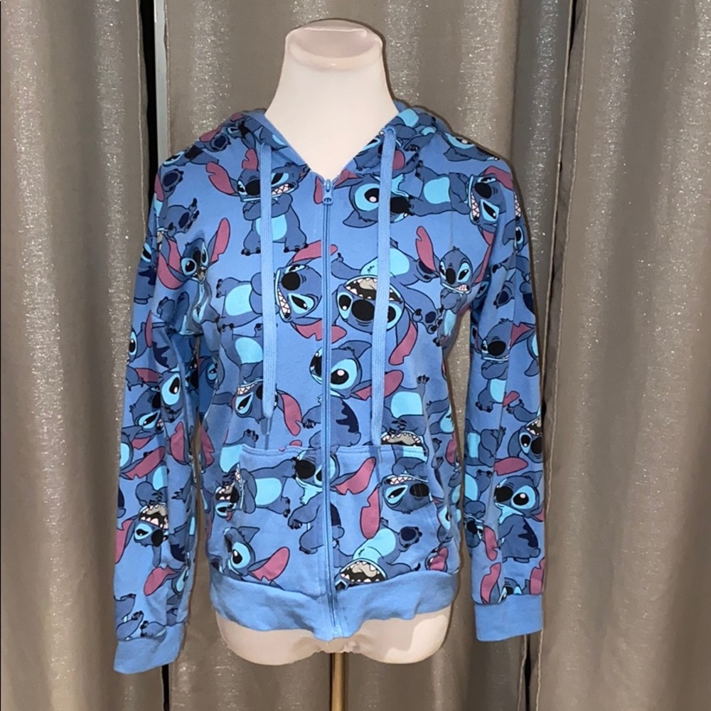Stitch disney zip-up hoodie💙